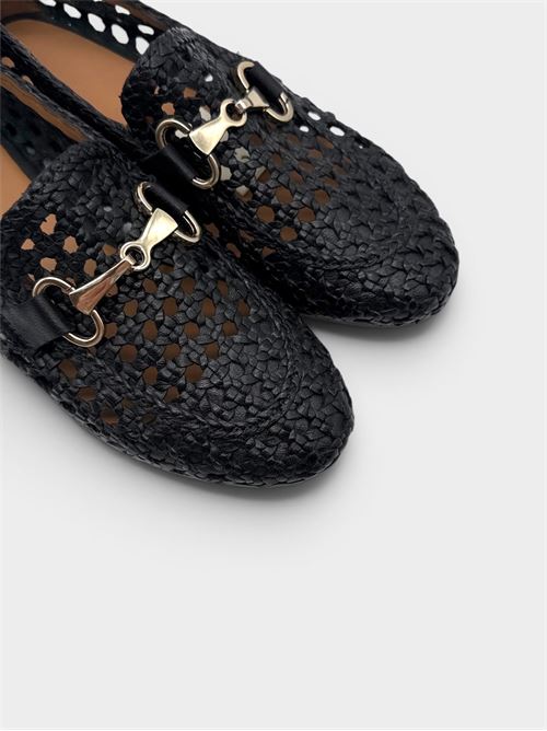 Mocassino intrecciato nero con morsetto dorato IL LACCIO | VR29021/3785PELLEBLACK